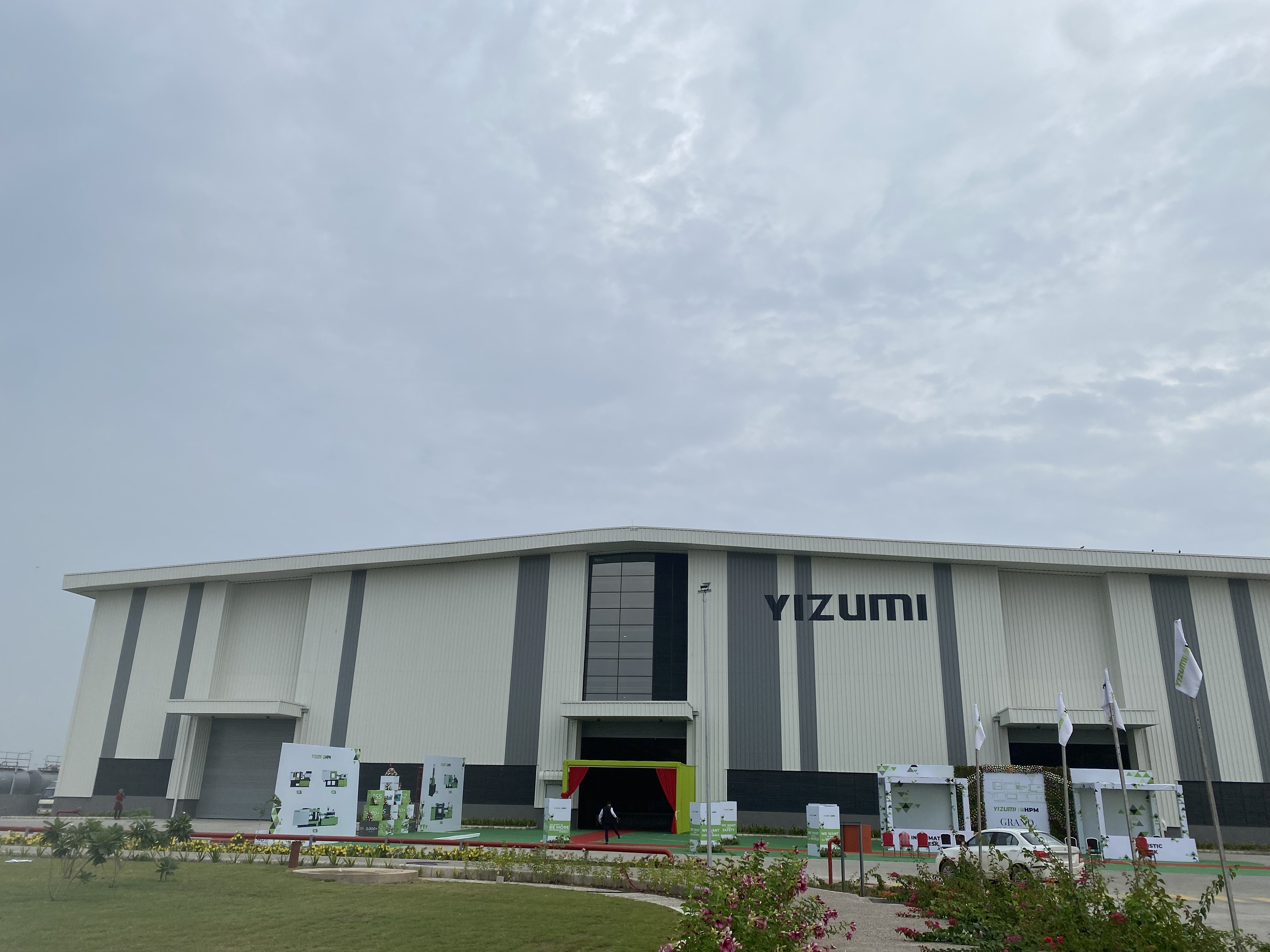 Advanced Molding Equipment System Supplier